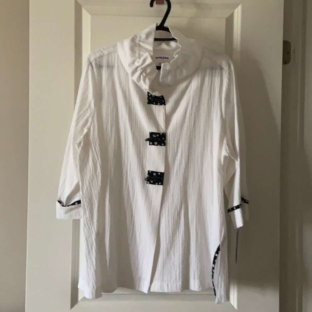 Blouse ~ black detail